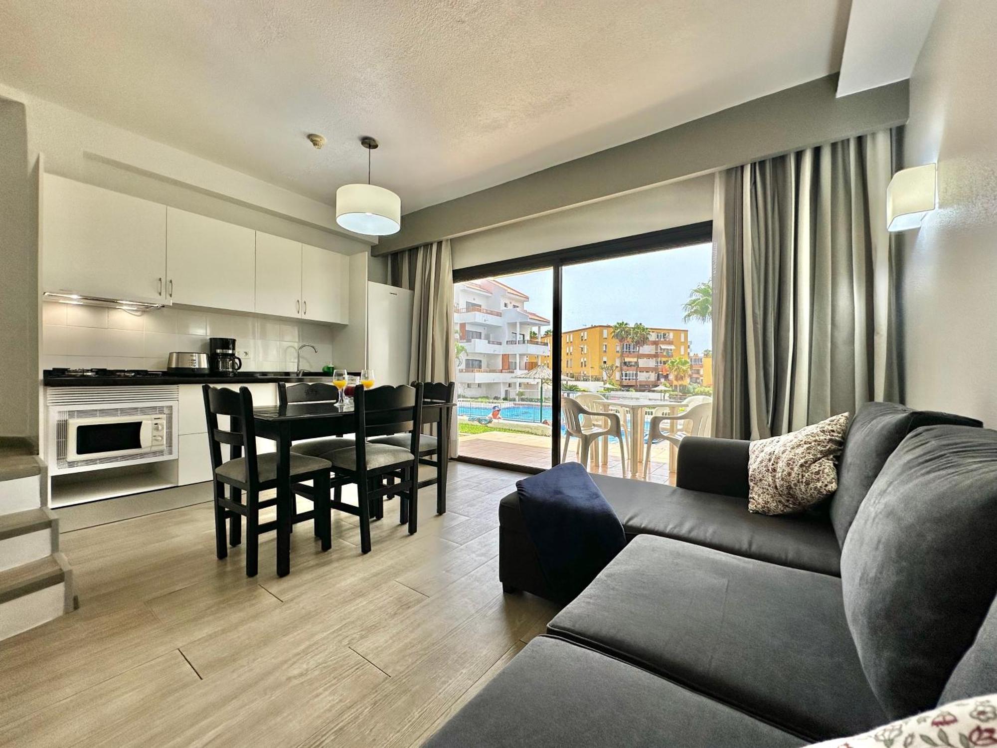 Pool Views Terrace Apartment Los Cristianos  Exterior foto