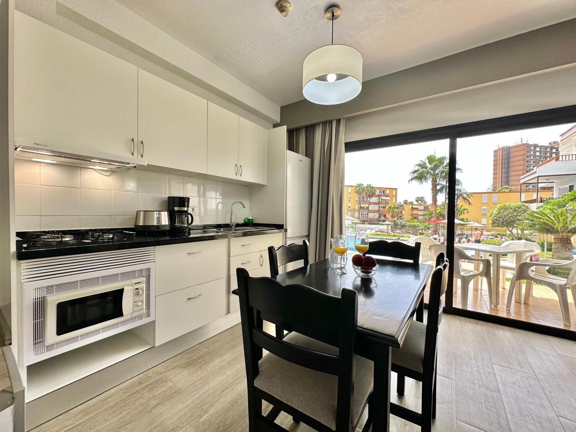Pool Views Terrace Apartment Los Cristianos  Exterior foto
